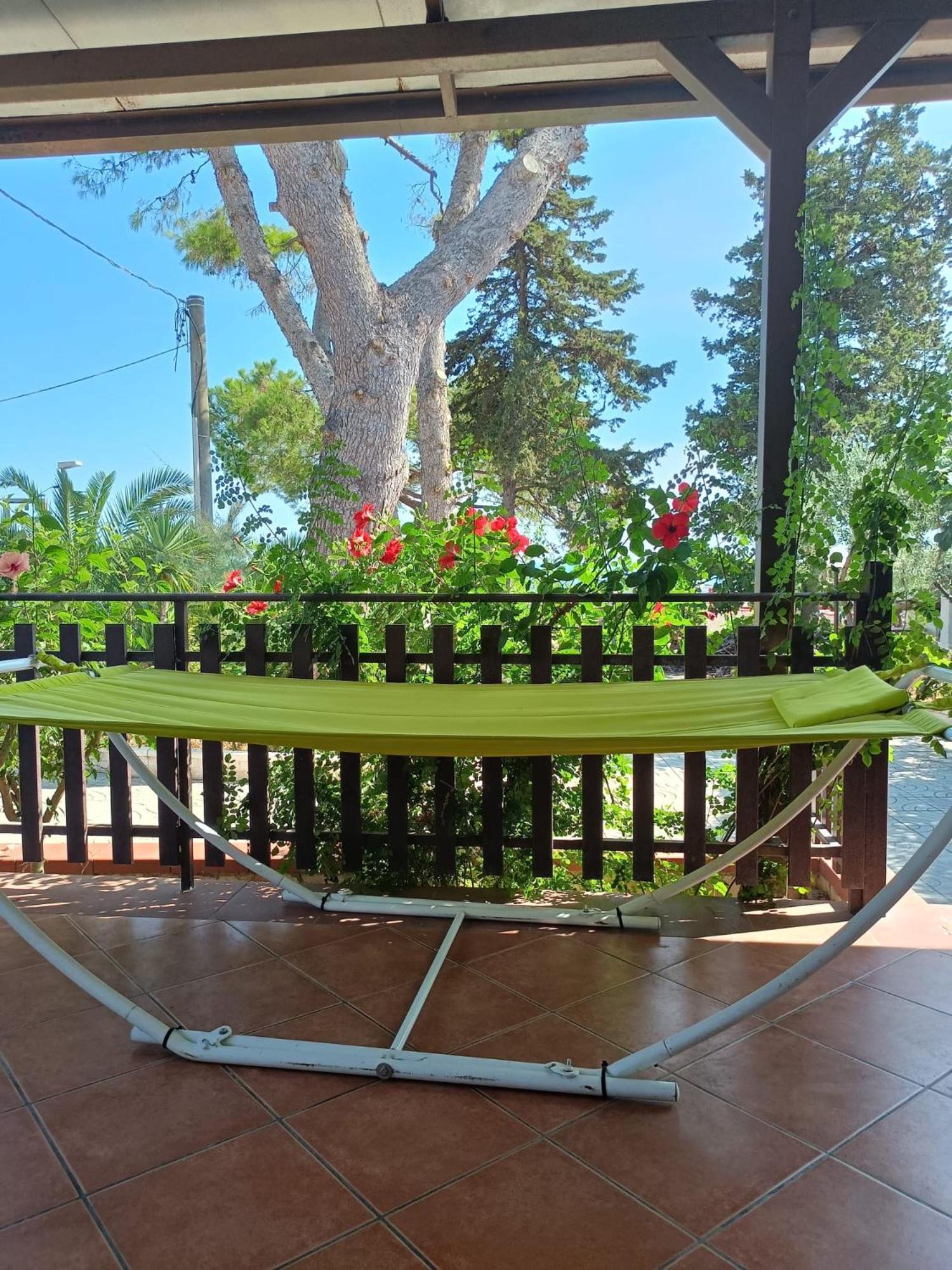 Pm 1 Via Ovidio Guest House Лепорано Екстериор снимка